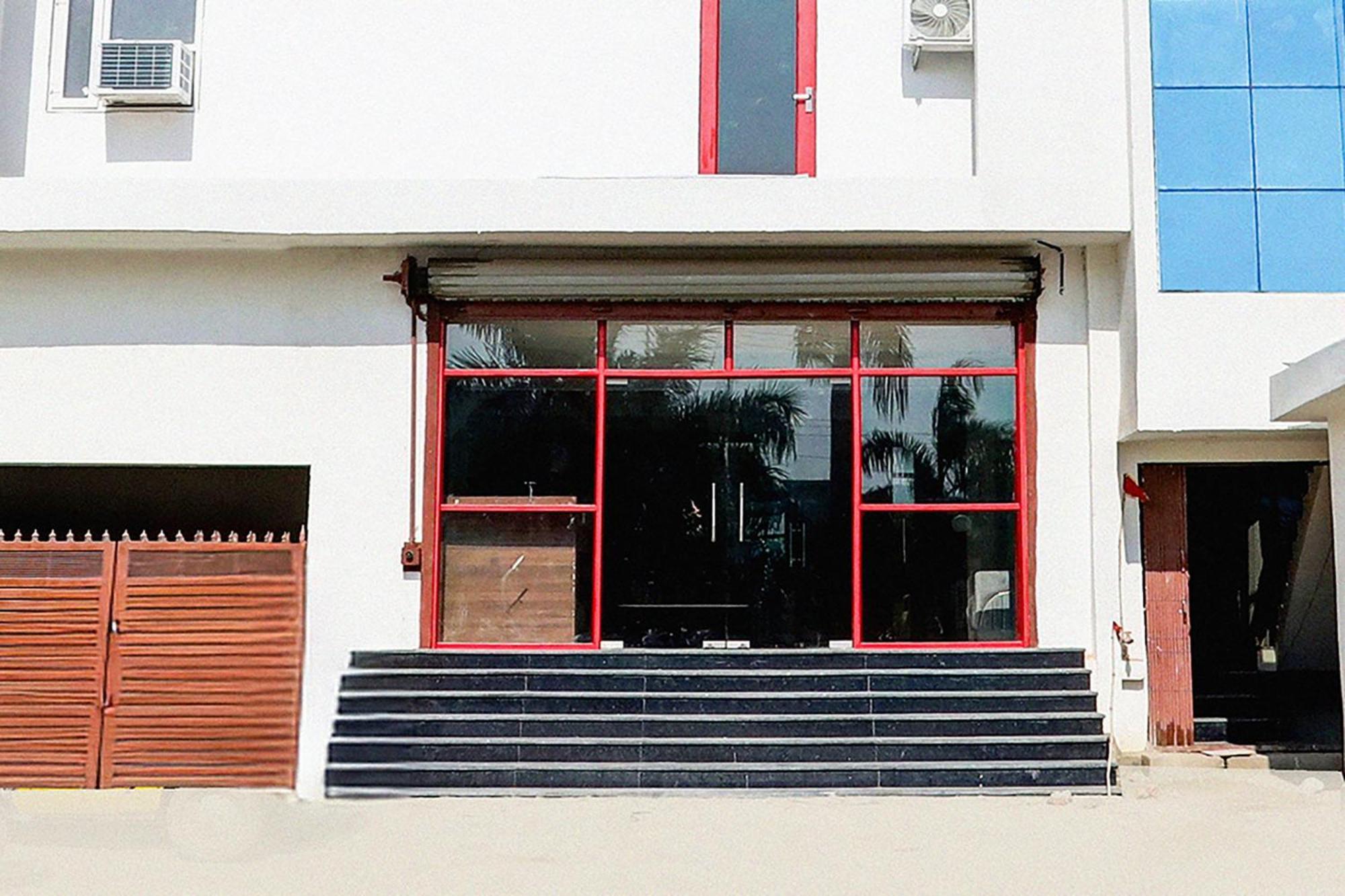 Hotel Super Townhouse Balua Road Pahadiya Váránasí Exteriér fotografie