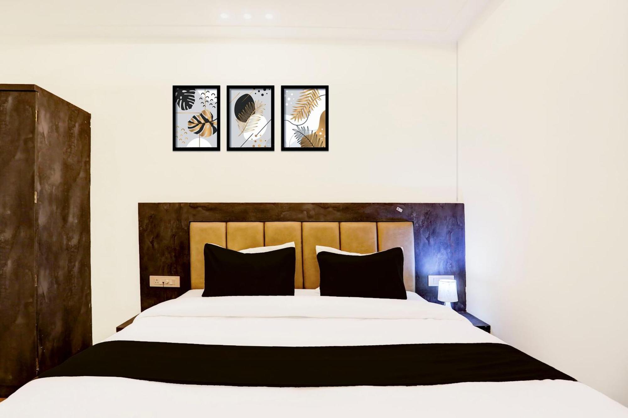 Hotel Super Townhouse Balua Road Pahadiya Váránasí Exteriér fotografie